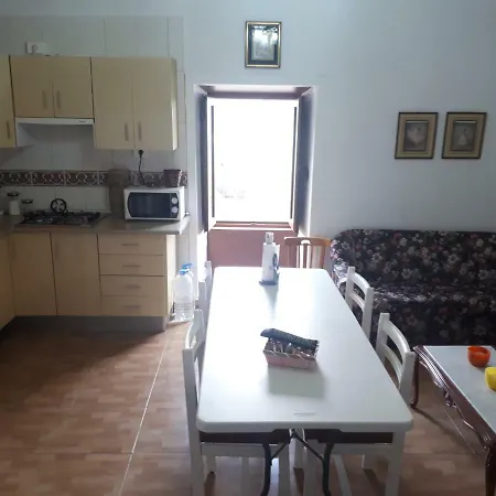 Casa Rural * أرونا